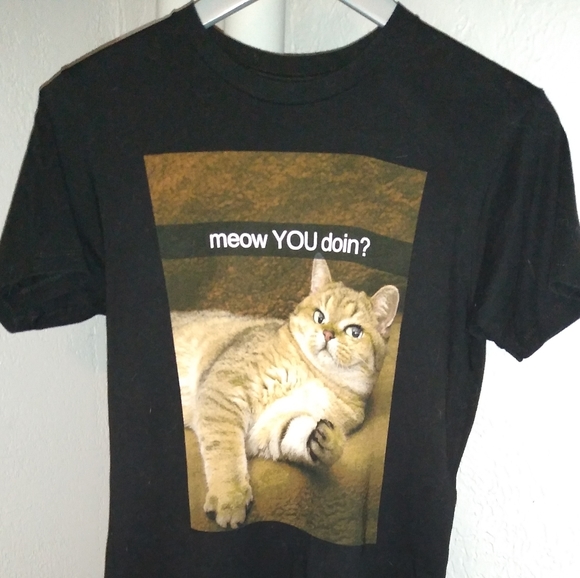 Cute Kitty Black T Shirt Meow You Doin? Fun Tee Cat Lady Top Funny Tshirt Humor - Picture 4 of 5